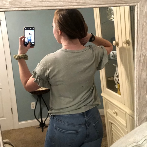 American Eagle Soft Ruffled Shirt - Picture 3 of 8